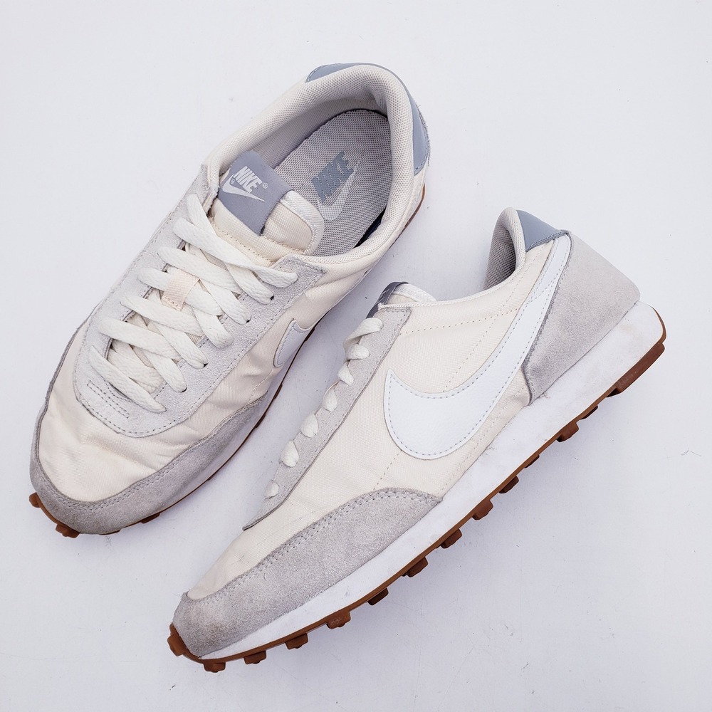 Nike Daybreak Sneakers Summit White Pale Ivory CK2351-101 Womens 9.5